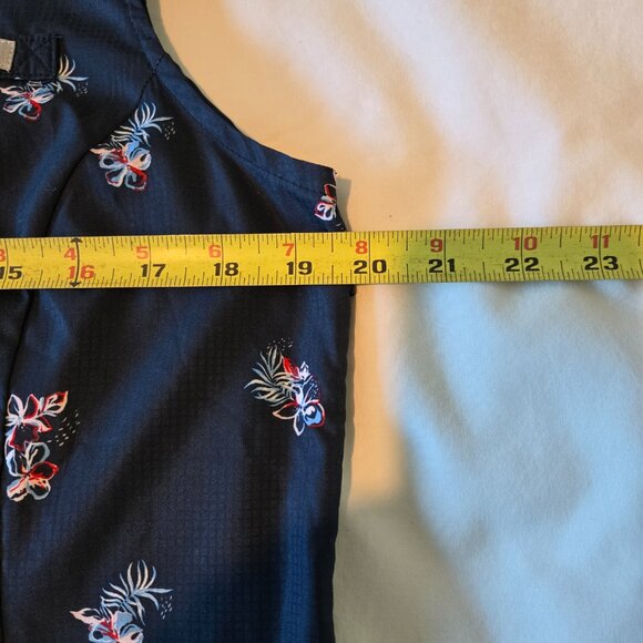 Columbia Sleeveless Snap front Blouse Size L - Picture 4 of 5